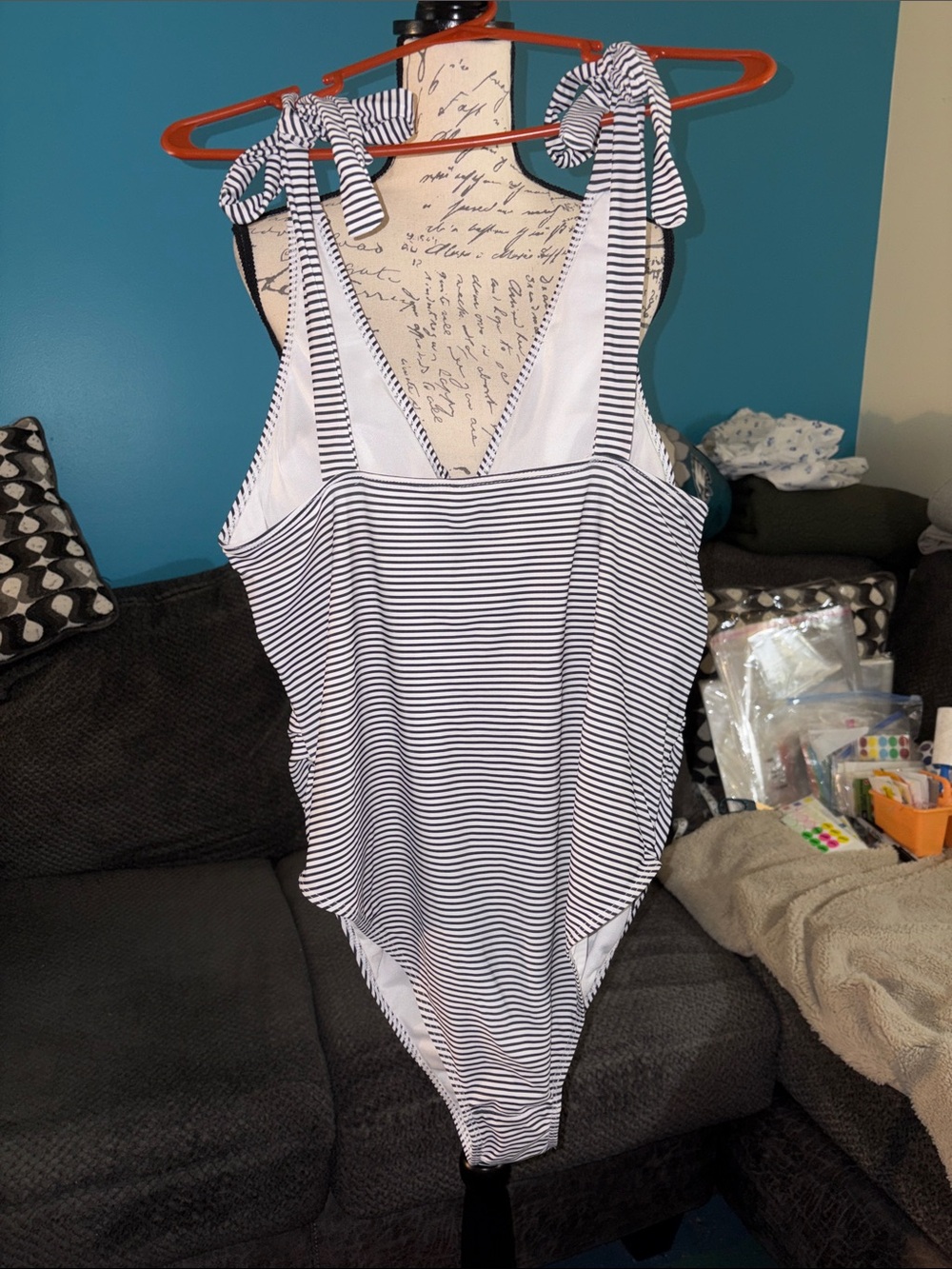 🔹4 for $30 Maternity Tie Shoulder Swimsuit, XL - Picture 3 of 4
